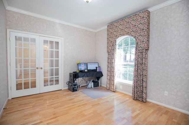 4631 Meadow Green Drive, Sugar Land, TX 77479