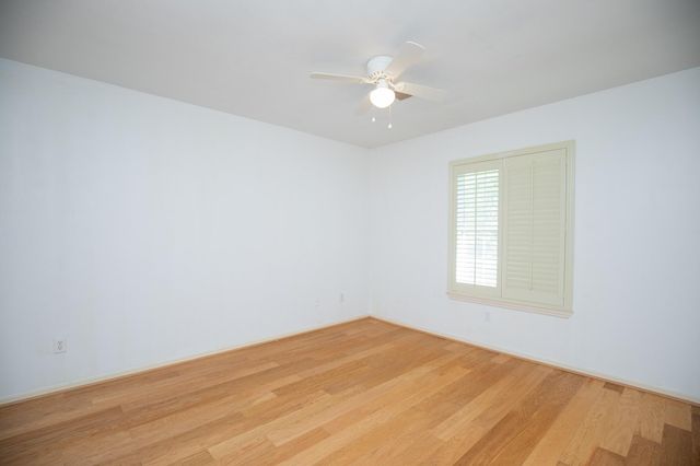 4631 Meadow Green Drive, Sugar Land, TX 77479