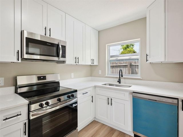 713 THALIA DRIVE, Orlando, FL 32807