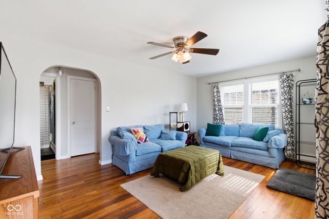 324 E 34th Street, Anderson, IN 46013