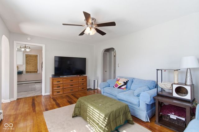 324 E 34th Street, Anderson, IN 46013