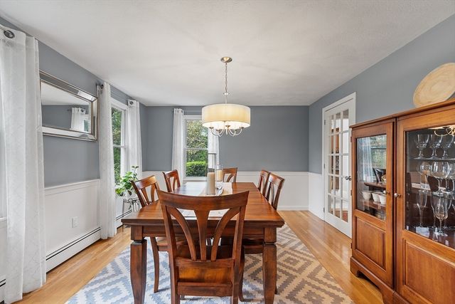 48 Cooney Rd, Tewksbury, MA 01876