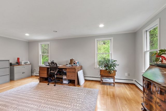 48 Cooney Rd, Tewksbury, MA 01876