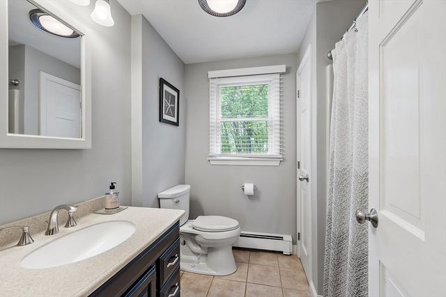 48 Cooney Rd, Tewksbury, MA 01876