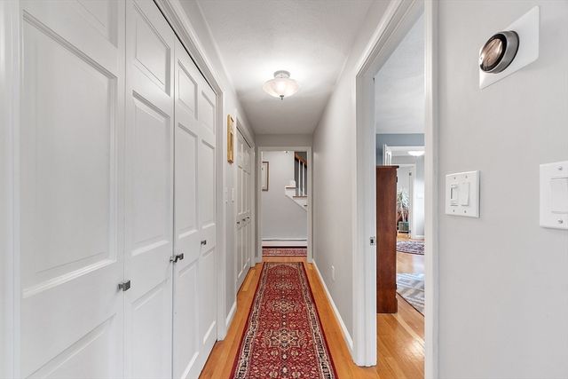 48 Cooney Rd, Tewksbury, MA 01876