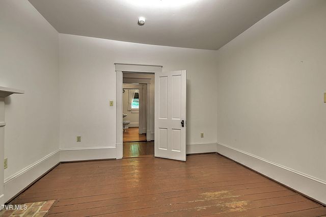 111 West Woodrow Avenue, Jonesborough, TN 37659