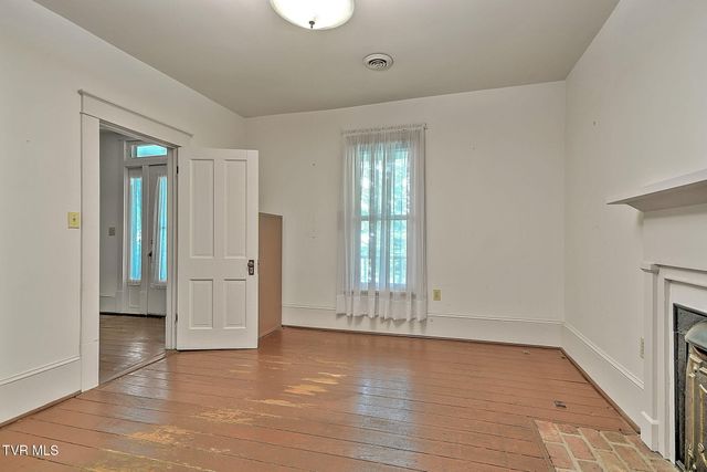 111 West Woodrow Avenue, Jonesborough, TN 37659