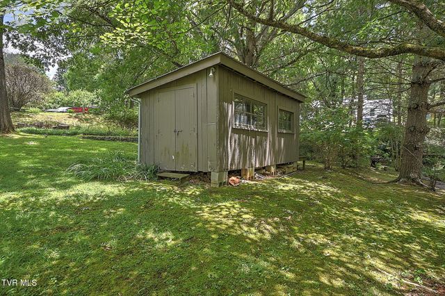 111 West Woodrow Avenue, Jonesborough, TN 37659