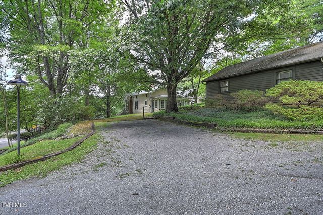 111 West Woodrow Avenue, Jonesborough, TN 37659
