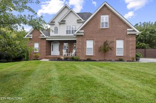 7707 Twin Maple Drive, Knoxville, TN 37938