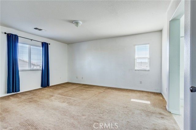 13816 Grant, Oak Hills, CA 92344