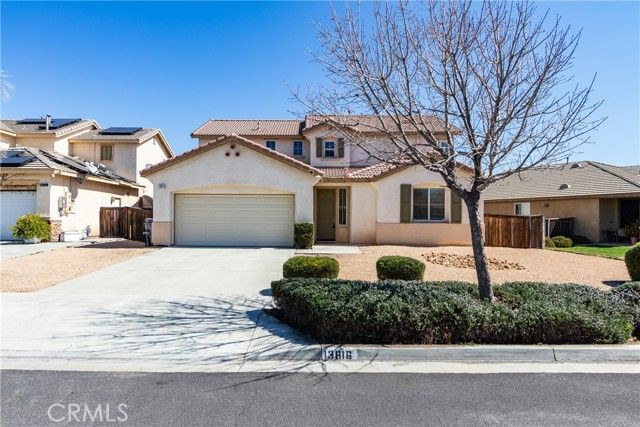 13816 Grant, Oak Hills, CA 92344