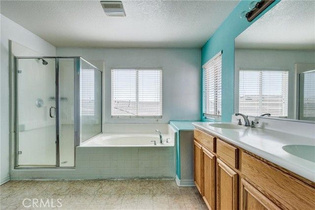 13816 Grant, Oak Hills, CA 92344