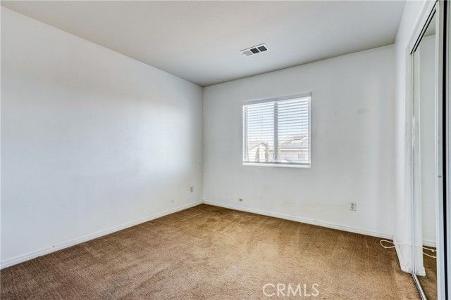 13816 Grant, Oak Hills, CA 92344