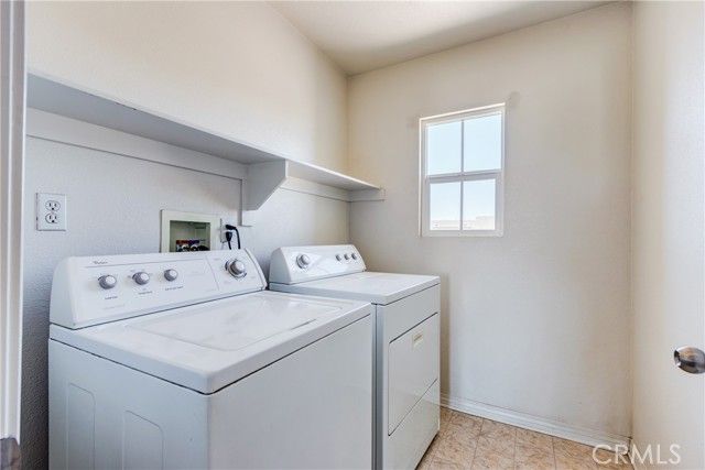 13816 Grant, Oak Hills, CA 92344