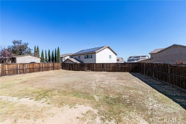 13816 Grant, Oak Hills, CA 92344