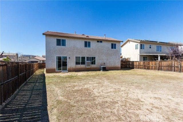 13816 Grant, Oak Hills, CA 92344