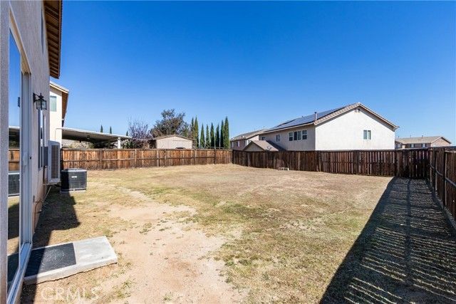 13816 Grant, Oak Hills, CA 92344