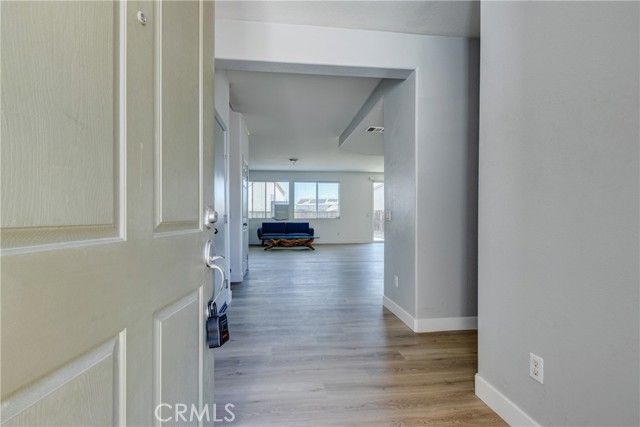 13816 Grant, Oak Hills, CA 92344