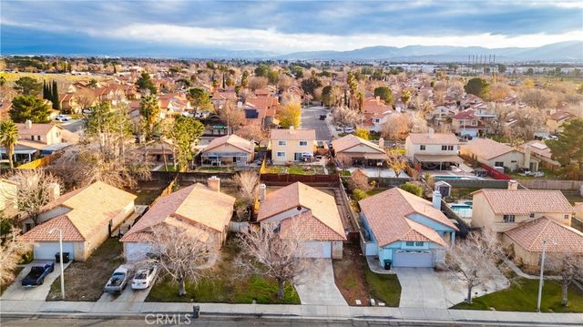 622 E Avenue J11, Lancaster, CA 93535