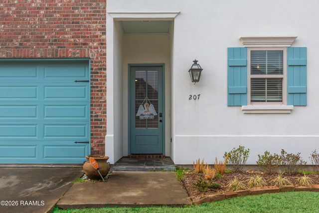 207 Summerland Key Lane, Lafayette, LA 70508