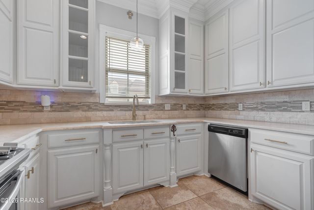 207 Summerland Key Lane, Lafayette, LA 70508