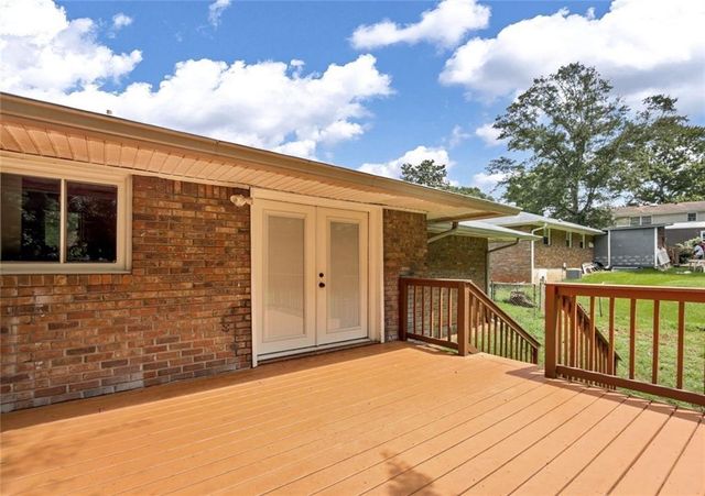 565 Wavelyn Way, Riverdale, GA 30274