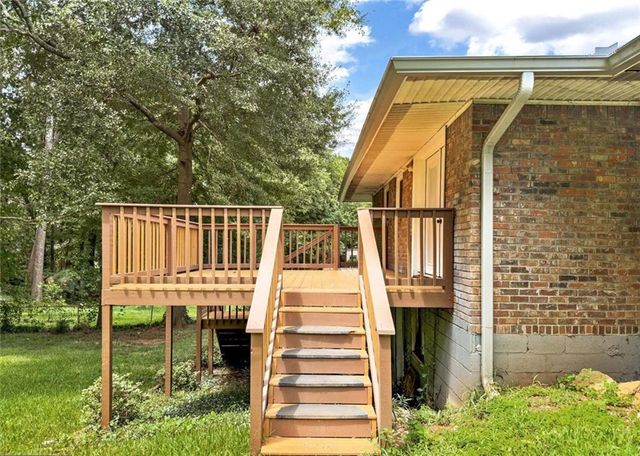 565 Wavelyn Way, Riverdale, GA 30274