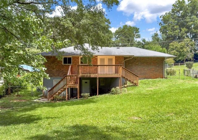 565 Wavelyn Way, Riverdale, GA 30274