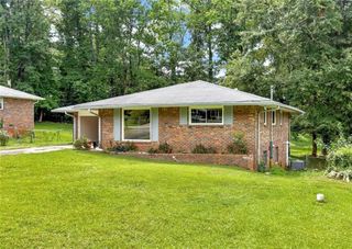 565 Wavelyn Way, Riverdale, GA 30274