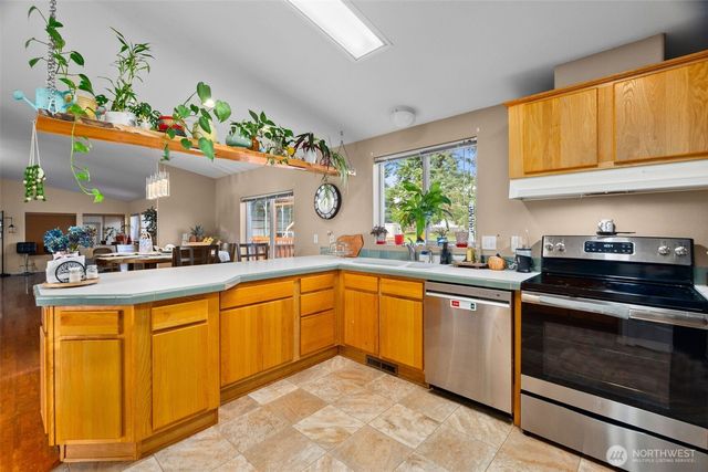 7808 197th Avenue SW, Rochester, WA 98579