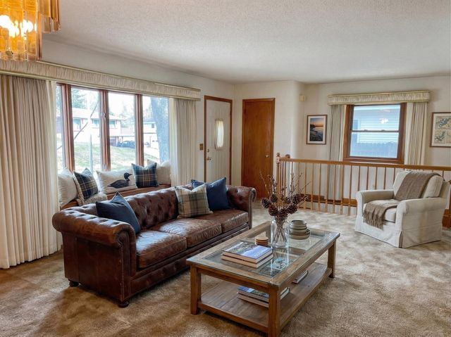 10810 Upton Avenue S, Bloomington, MN 55431