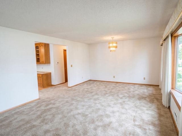 10810 Upton Avenue S, Bloomington, MN 55431