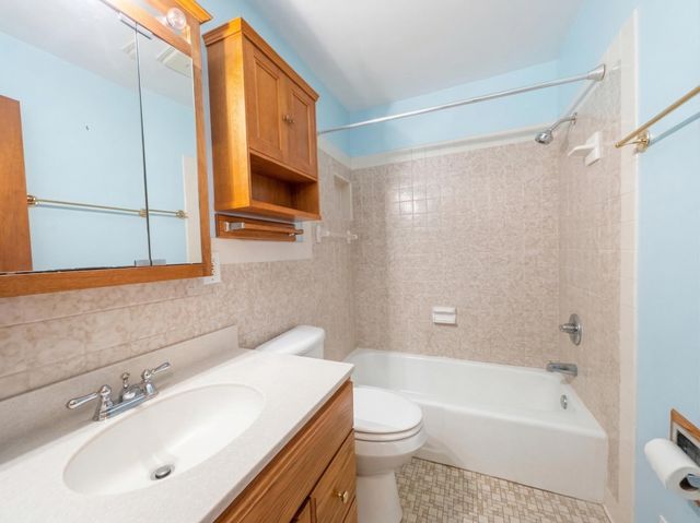 10810 Upton Avenue S, Bloomington, MN 55431