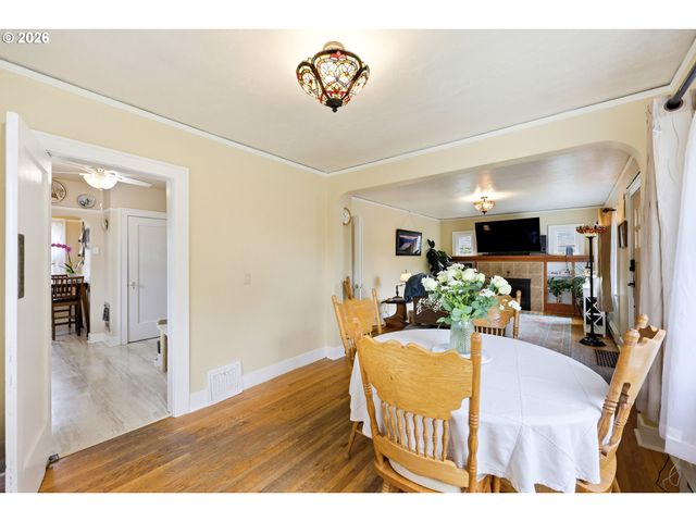 3242 Ne 43RD Ave, Portland, OR 97213