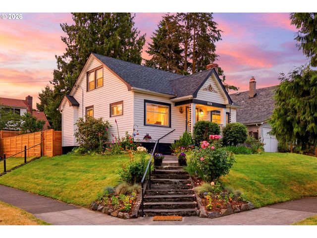 3242 Ne 43RD Ave, Portland, OR 97213