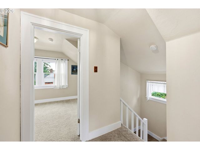 3242 Ne 43RD Ave, Portland, OR 97213