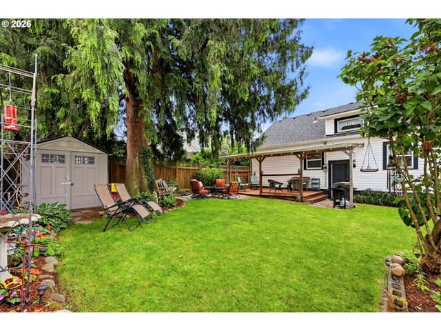 3242 Ne 43RD Ave, Portland, OR 97213
