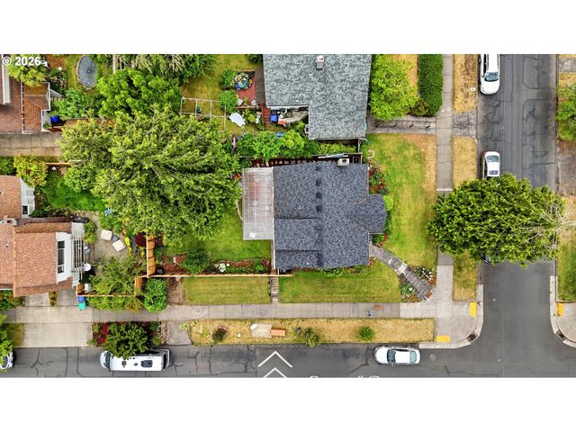 3242 Ne 43RD Ave, Portland, OR 97213