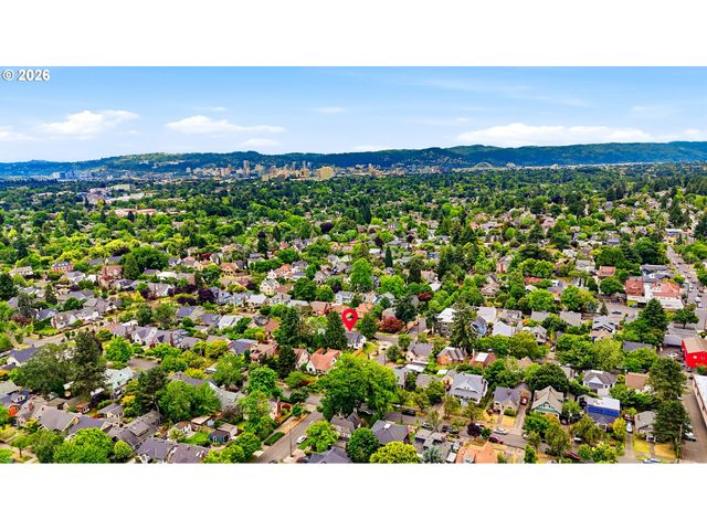 3242 Ne 43RD Ave, Portland, OR 97213