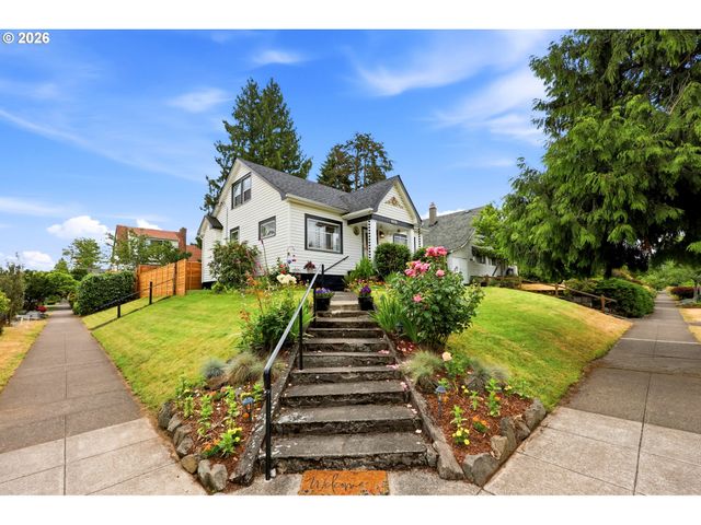 3242 Ne 43RD Ave, Portland, OR 97213