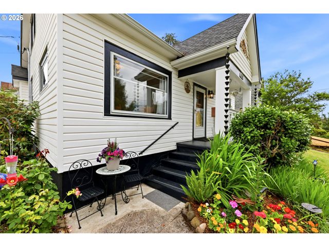 3242 Ne 43RD Ave, Portland, OR 97213
