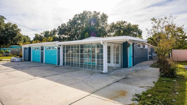 1214 N PINE HILLS ROAD, Orlando, FL 32808