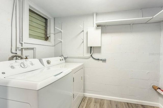 1214 N PINE HILLS ROAD, Orlando, FL 32808