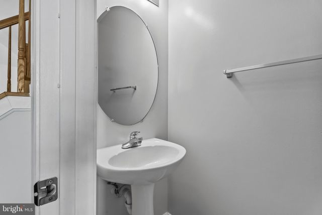 13132 DIAMOND HILL DR, Germantown, MD 20874