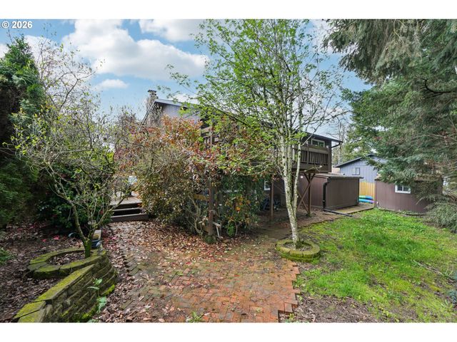 16660 Se VALLEY VIEW Rd, Milwaukie, OR 97267