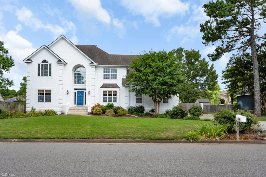804 Los Colonis DR, Virginia Beach, VA 23456
