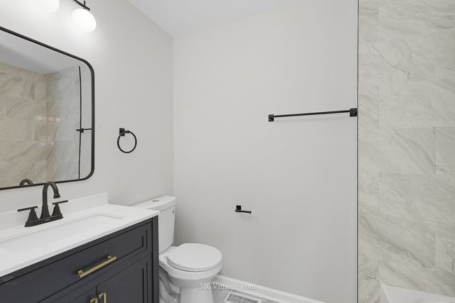 14105 Front Royal Court, Plainfield, IL 60544