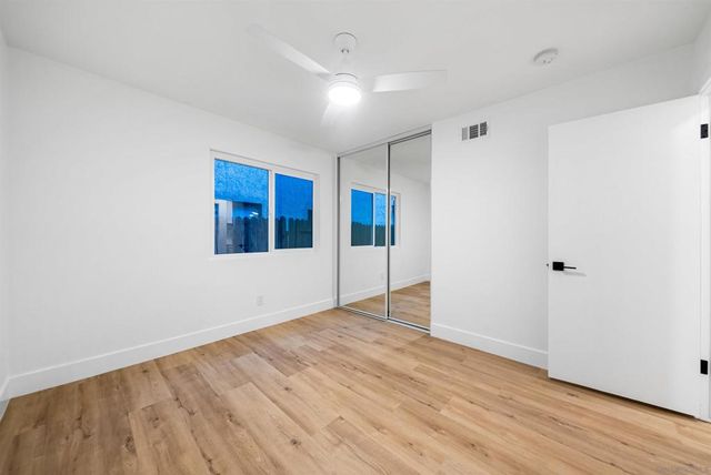 460 Las Brisas Dr, Escondido, CA 92027