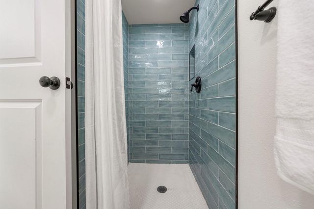 932 HIGHLAND AVENUE, Dunedin, FL 34698
